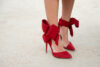 дамски червени обувки на ток с големи панделки