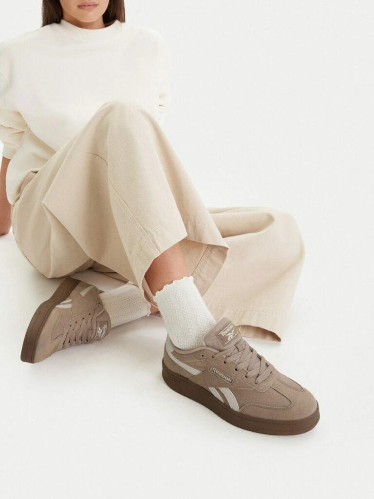 дамски обувки от велур Reebok